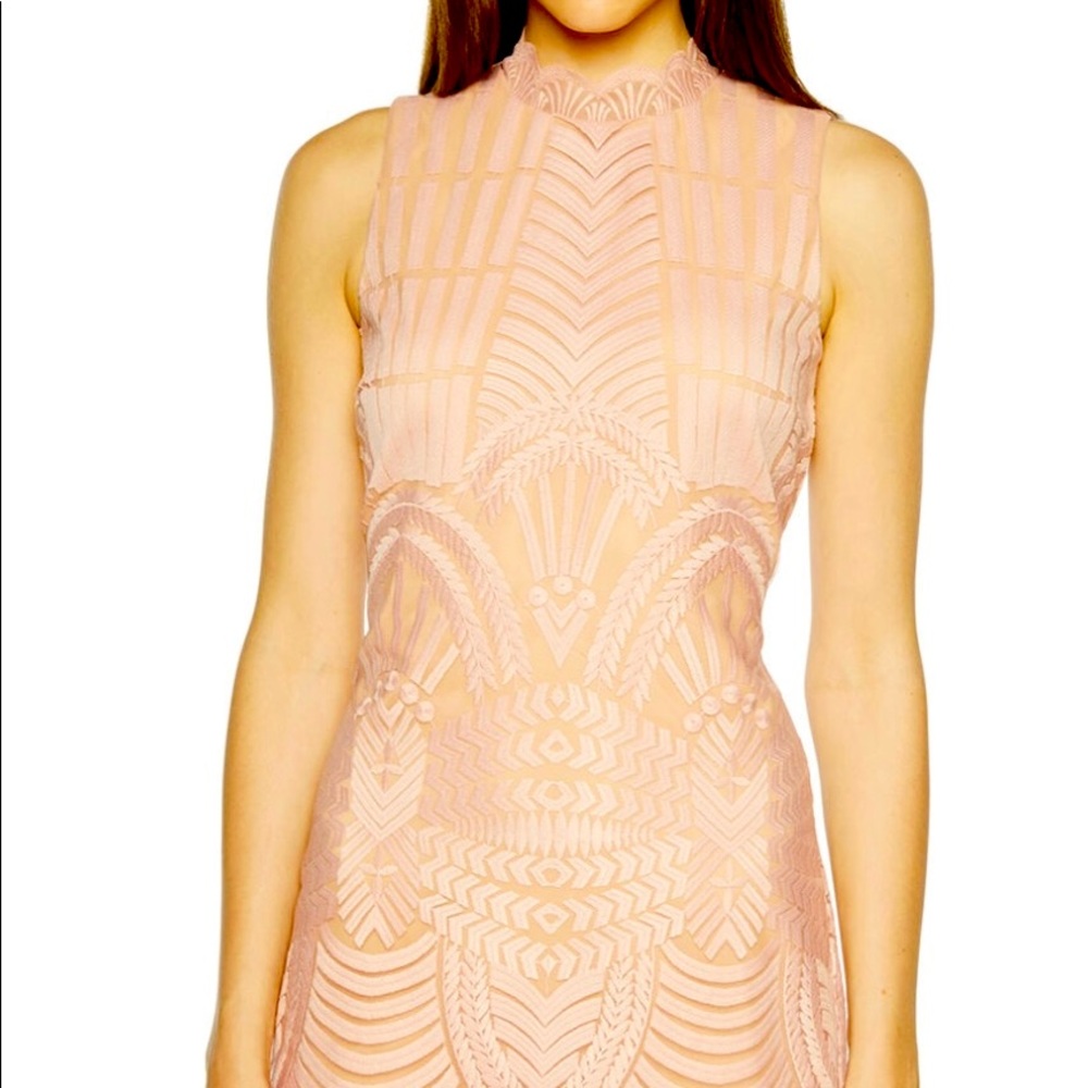 Bardot  lace dress Latte  pink sz S